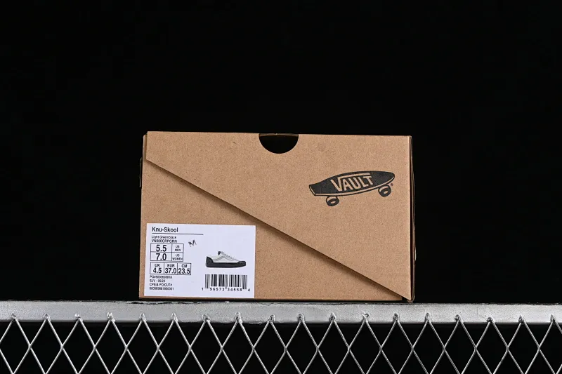 All categories Vans Vans series Vans Low Vans low top Vans Old Skool Reissue 136 color matching gray blue and white retro casual vulcanized sneakers VN000CRPGRN